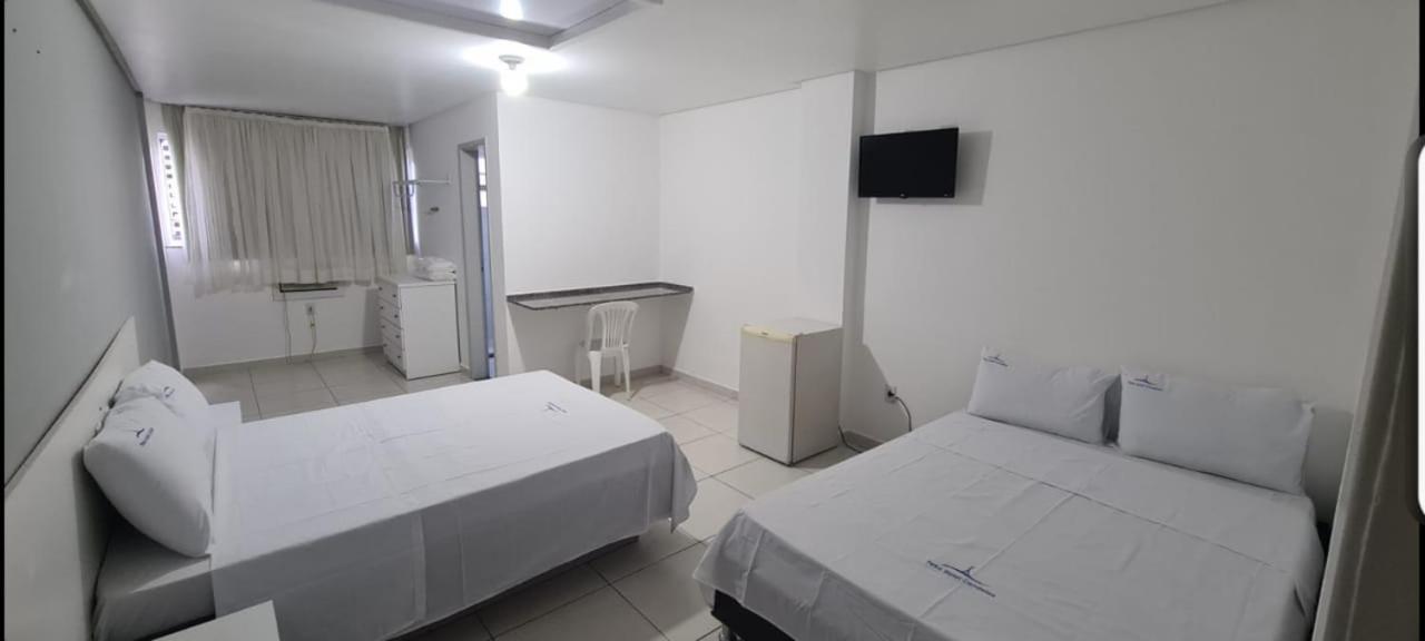 Petro Hotel Candeias Candeias  ภายนอก รูปภาพ