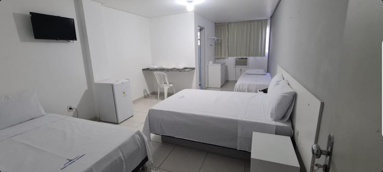 Petro Hotel Candeias Candeias  ภายนอก รูปภาพ