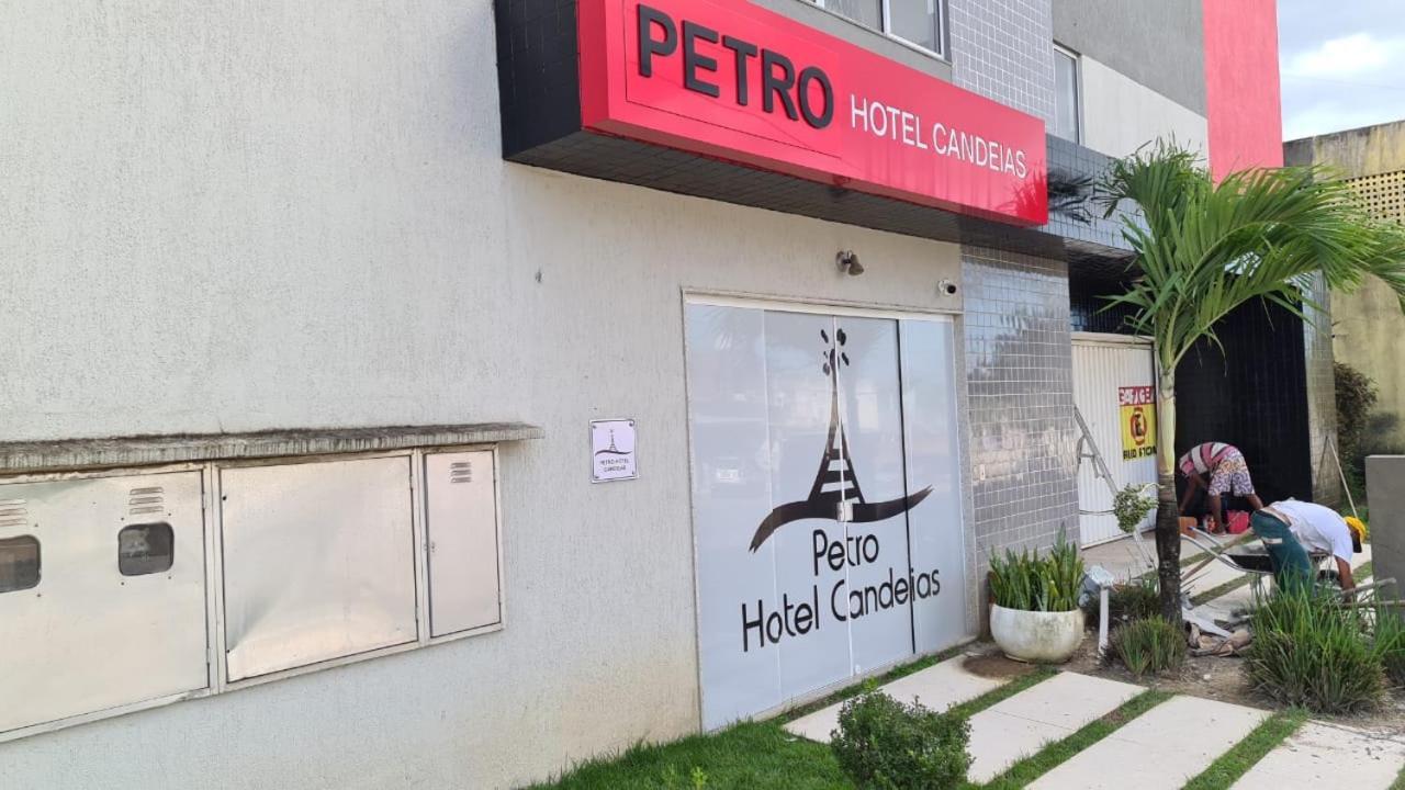 Petro Hotel Candeias Candeias  ภายนอก รูปภาพ